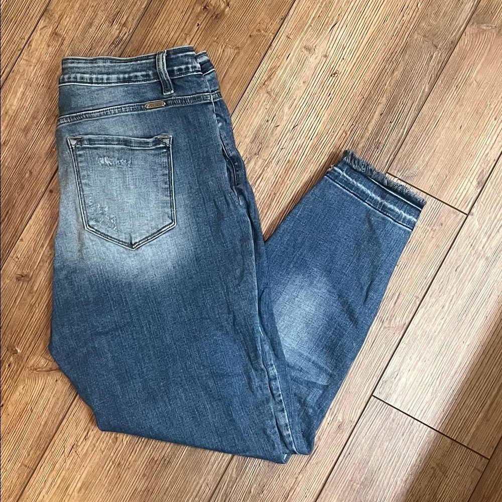 KanCan Signature Kurvy Jeans